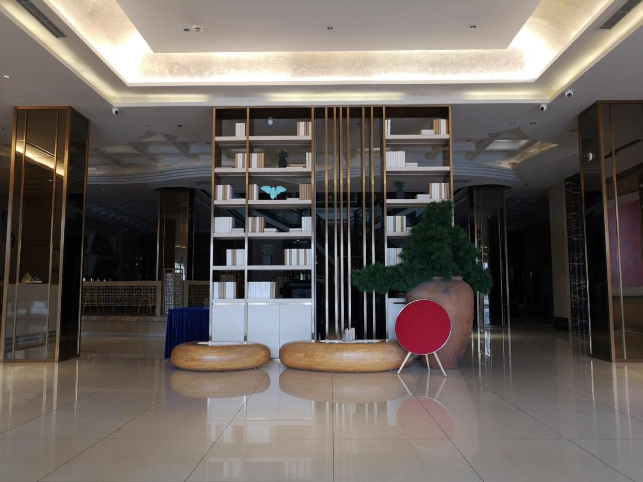 Ji Chuansha Chengnan Road Hotel 3*